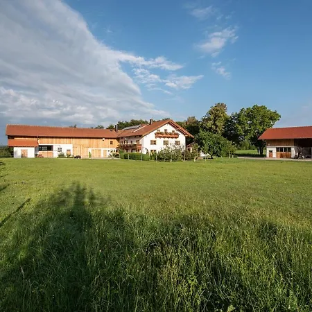 Utznhof * Seeon-Seebruck
